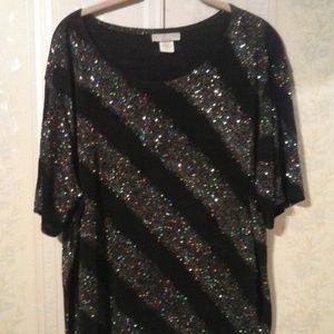 HOST PICK* WOMAN BLACK with SILVER GLITTER TOP